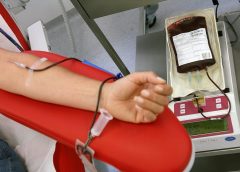 I contagi mettono in crisi il sistema sangue: appello a donare